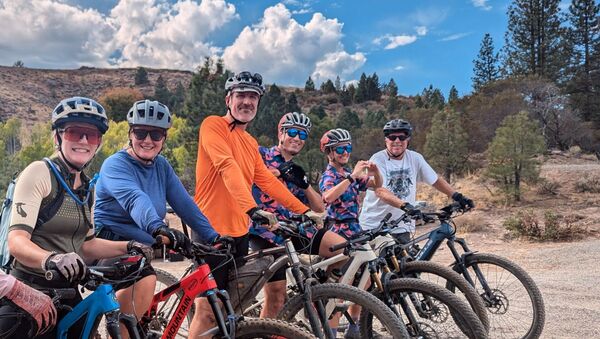 Mountain biking near Beckwourth Peak High Camp in the Lost Sierra